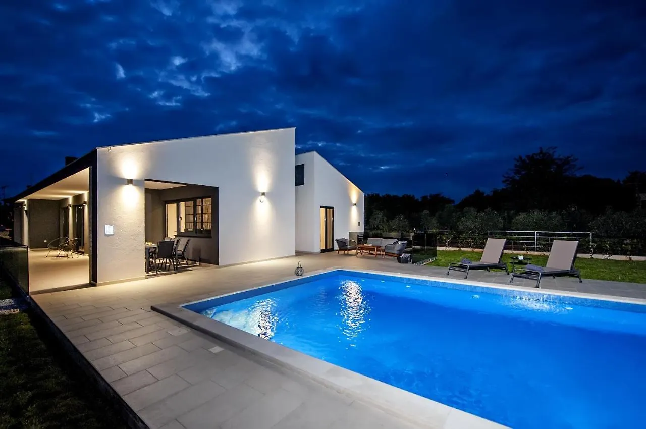 Villa Xo Rovinj 0*,  Croacia
